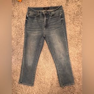 Judy Blue Skinny Fit Capri Size 9 NO DISTRESSING